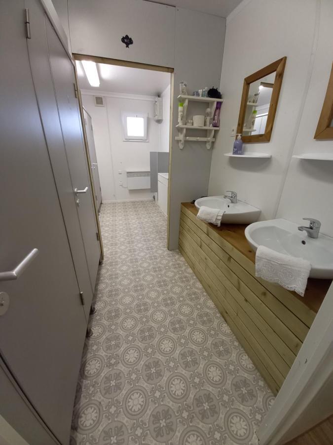 Rosy Garden Hotel Lichtervelde Bagian luar foto
