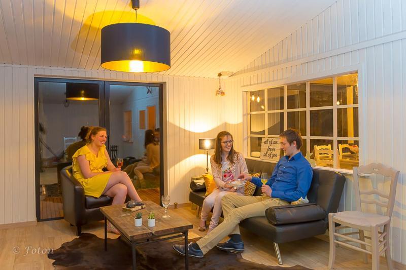 Rosy Garden Hotel Lichtervelde Bagian luar foto